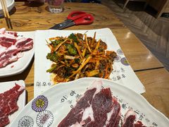 拌毛蚶-新泉鲜肉木炭烤肉