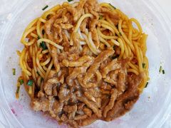 -正宗铅山黄老六米粉店