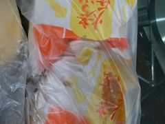 -全家便利店(洛川东路店)