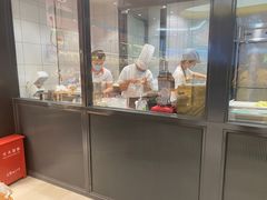 面包甜点陈列柜-Bread Talk 面包新语(荟聚店)