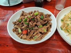 -芦茨金富饭庄·25年老字号·专做稻草鸡