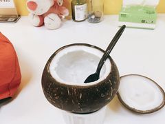 -志龙皇冠吃货椰子铺