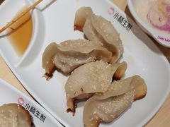 -小杨生煎(浦江欢乐颂店)