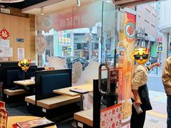 -滋味满屋美食坊(上海街店)