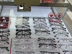-潘多拉眼镜·蔡司依视路明月(潘家园店)