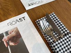 -ROAST coffee & eatery