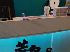 -荒岛实景沉浸密室(江汉路1店)