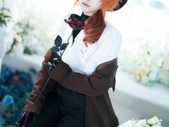 -米游妙妙屋cosplay换装自拍摄影体验馆
