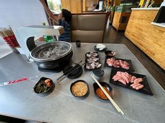 -啊美丽炭火烤肉(滑翔一店)