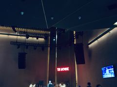 -TZ House音乐现场(来福士中心店)