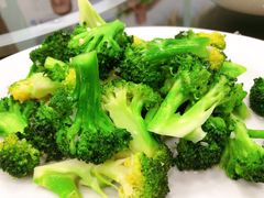 -YI PIN JU 一品居中餐厅 中国超市