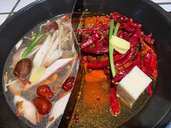 -贰回巷火锅馆(钟楼店)