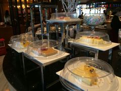 慕斯蛋糕-OPEN開全日自助餐厅·牛肉火锅·海鲜(佛山希尔顿酒店)