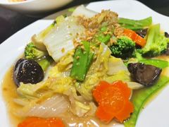 杂菜煲-金厨泰国餐厅·全泰籍厨师料理(拱北店)