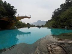 -天门沟九州驿站树上汤泉