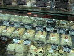 -白玉兰食品甜凤店(合生汇店)