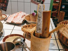 -巴卤社老火锅(财富店)