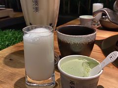 -湊湊火锅·茶憩(杭州湖滨银泰in77店)