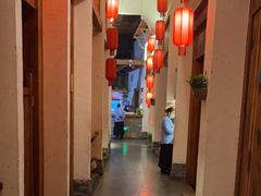 -挂旗柴锅鸡(蚌山区嘉年华店)