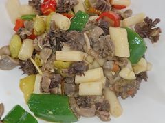 藕尖炒鸡肾-大石鼓山庄·珠海第一烧猪