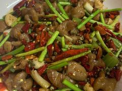 火爆肥肠-呱呱兔庄