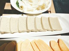 -荣益捞(石家庄荣盛城市广场店)