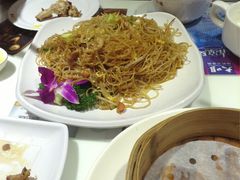 -新大咀港式茶餐厅(宝山万达店)