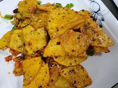 -撒拉人家.酸菜牦牛肉火锅