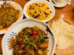 酸辣土豆丝-东北农家小院(定西路店)
