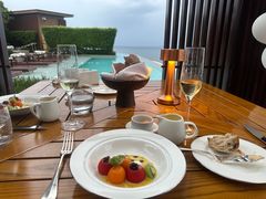 -瑰丽酒店·海吧·天际下午茶·现场DJ·天台酒吧