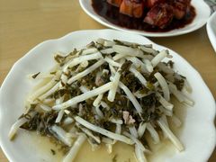 芦苇根肉丝-湖山人家·湖景餐厅·特色农家菜(太湖西山店)