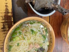 -正宗李家土鸡米线店