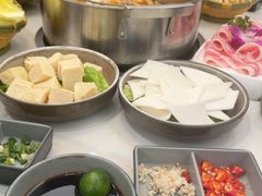 -喃喃椰·糟粕醋·椰子鸡火锅(七堡花园店)