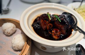 Private Sauce-Braised Pork Ribs with Rice Balls
