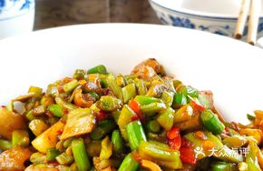 Braised Intestine with Preserved Cabbage