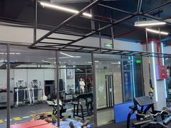 -豪思成DK健身私教连锁(凯乐国际店)
