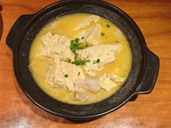 -鸽舞笙平金牌烧鸽子·融合菜(鲁谷店)