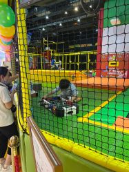 -蹦蹦跳跳(新奥购物中心店)