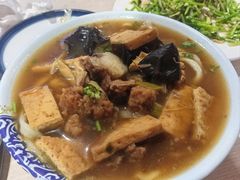 -赵氏牛肉罩火烧
