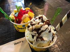 -莓园冰淇淋店