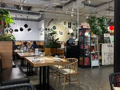 -必胜客(百联又一城店)