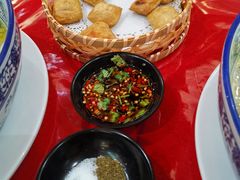 建水烤豆腐-香麒园·过桥米线·南湖雅宴