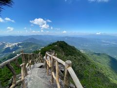 -罗田薄刀峰风景区