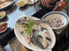 -老船舫·现做活鲜鱼馆(东郊记忆店)