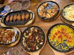 -老东镇啤酒屋海鲜加工·蒸汽海鲜·海鲜烧烤(台东店)