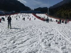-大别山南武当滑雪场