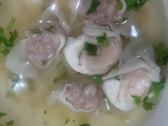 -南城香·饭香串香馄饨香(青年路店)
