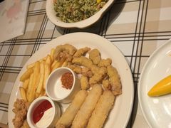 -菲滋意式餐厅(富阳东方茂店)