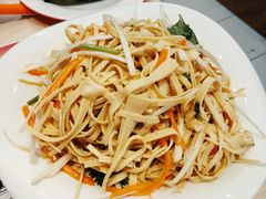 -刘一锅筋头巴脑(大悦城C店)