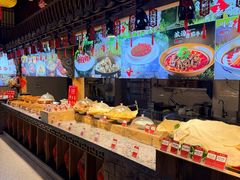 -头上红煨盐鸡·非遗院子餐厅
